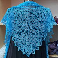 Crescent-Shaped Shawl *Marina*